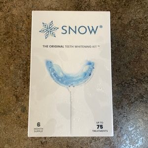 Snow Teeth Whitening System New Sealed!